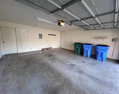 605 Blair Ave - Photo Thumbnail 16