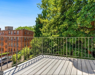 3044 Cambridge Place Nw - Photo Thumbnail 14