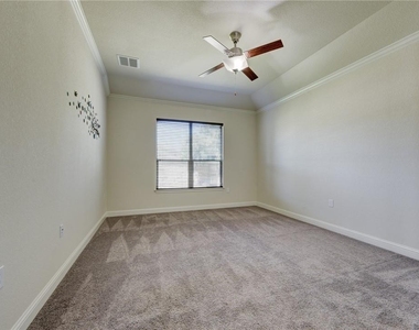 14204 Tyburn Trl - Photo Thumbnail 9