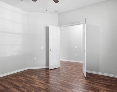 5313 Park At Woodlands Dr - Photo Thumbnail 3