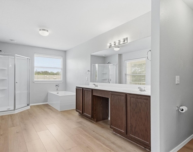 5313 Park At Woodlands Dr - Photo Thumbnail 12