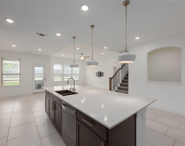 10408 Spanish Jennet Way - Photo Thumbnail 2