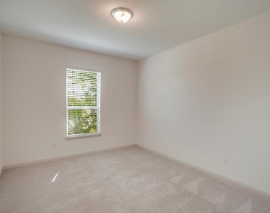 5616 Monrovia Ln - Photo Thumbnail 14