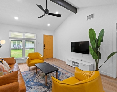 10601 Macmora Rd - Photo Thumbnail 5