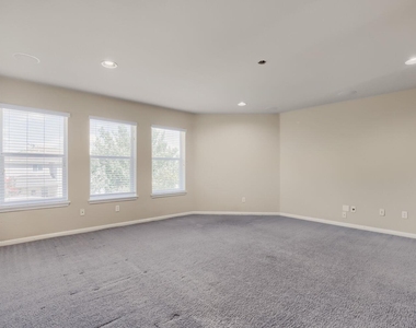 9632 Morgan Creek Dr - Photo Thumbnail 9