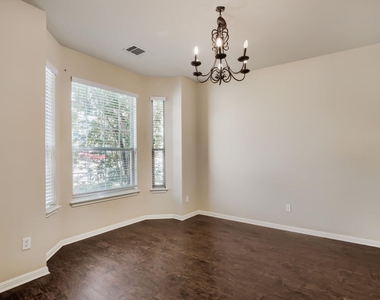 9632 Morgan Creek Dr - Photo Thumbnail 3