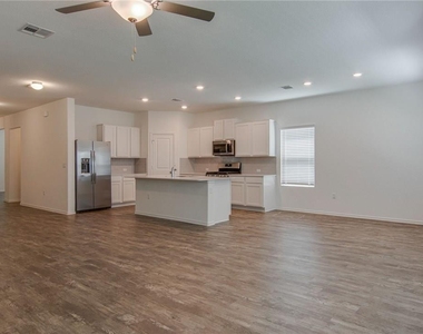 6721 Hartlage St - Photo Thumbnail 9