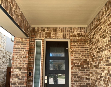 1216 Westborough Ln - Photo Thumbnail 1