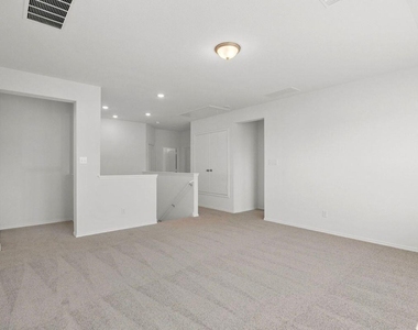 3720 Cerino Ln - Photo Thumbnail 24
