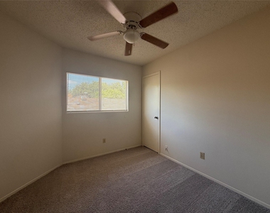 10609 Archdale Dr - Photo Thumbnail 4