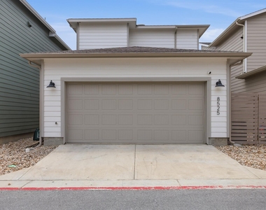 8525 Leroi Dr - Photo Thumbnail 23