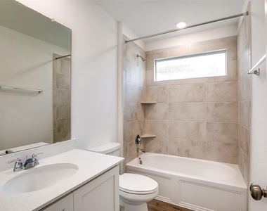 1740 Catahoula Dr - Photo Thumbnail 23
