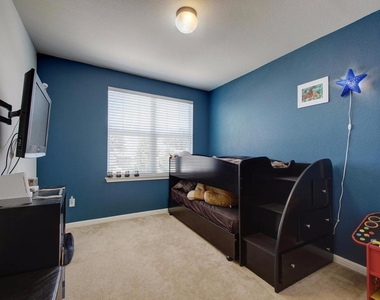 15104 Fernhill Dr - Photo Thumbnail 15