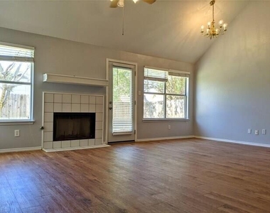 1702 Southwestern Trl - Photo Thumbnail 2
