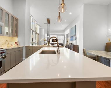 555 E 5th St - Photo Thumbnail 20
