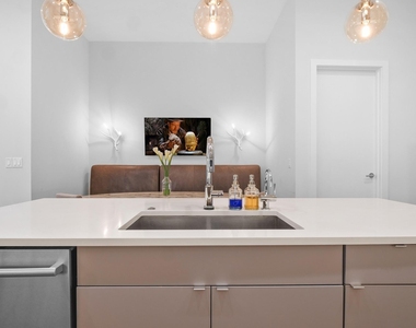 555 E 5th St - Photo Thumbnail 16