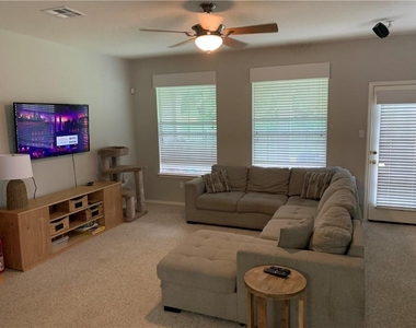 1900 Scofield Ridge Pkwy - Photo Thumbnail 6