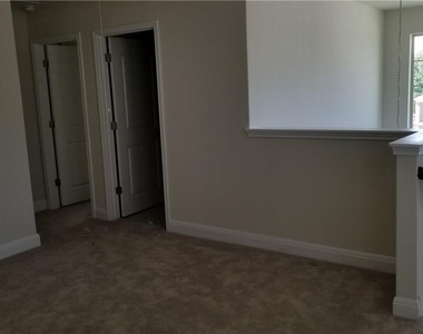 1050 Kenney Fort Xing - Photo Thumbnail 9