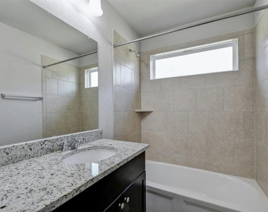 2060 Meadow Pipit Dr - Photo Thumbnail 14