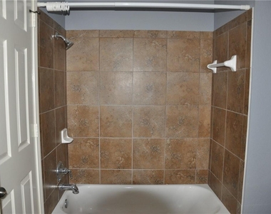 1501 Big Thicket Dr - Photo Thumbnail 22