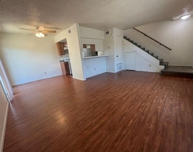 1103 Marlton St - Photo Thumbnail 15