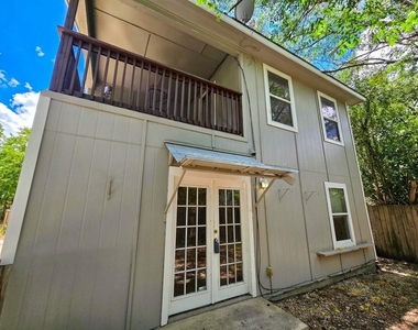 4516 Russell Dr - Photo Thumbnail 1