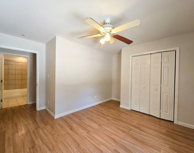 4516 Russell Dr - Photo Thumbnail 7