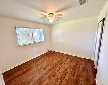3410 West Ave - Photo Thumbnail 8