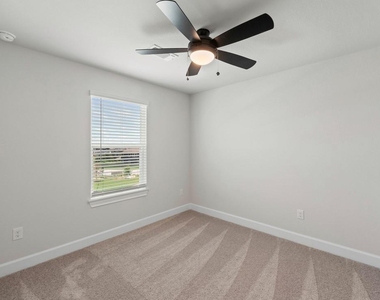 9517 Balmy Ln - Photo Thumbnail 10