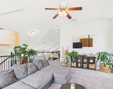 9310 Tanager Way - Photo Thumbnail 19