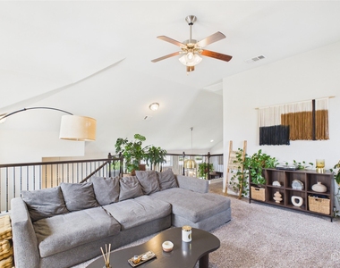 9310 Tanager Way - Photo Thumbnail 18