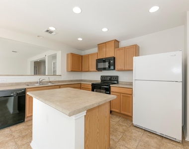 1141 Renaissance Trl - Photo Thumbnail 2