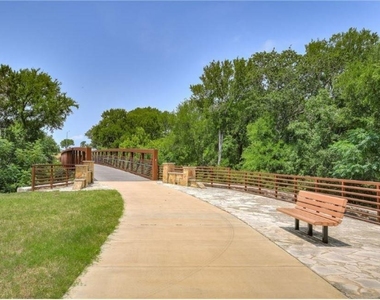 1141 Renaissance Trl - Photo Thumbnail 22