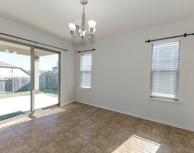 1141 Renaissance Trl - Photo Thumbnail 6