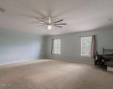 12459 Sugarberry Way - Photo Thumbnail 11