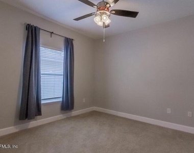 12459 Sugarberry Way - Photo Thumbnail 17