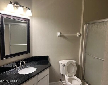 7801 Point Meadows Drive - Photo Thumbnail 4