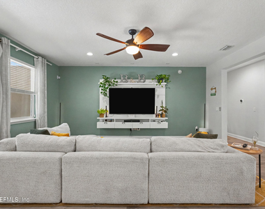 12647 Julington Oaks Drive - Photo Thumbnail 7