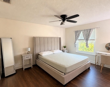 11546 Twin Oaks Trail - Photo Thumbnail 7