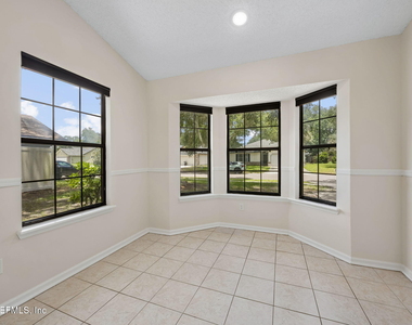 8362 Rockridge Drive - Photo Thumbnail 9