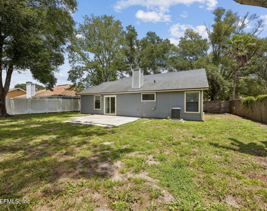 8362 Rockridge Drive - Photo Thumbnail 22