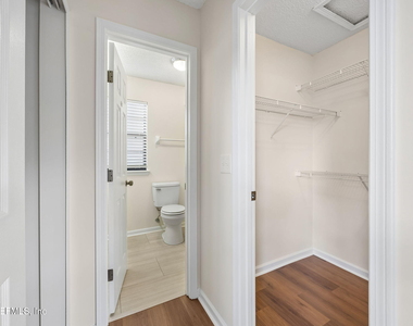 8362 Rockridge Drive - Photo Thumbnail 12