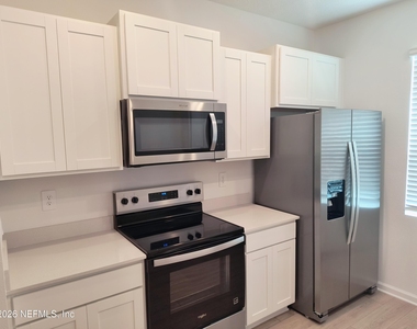 233 Palmetto Ridge Road - Photo Thumbnail 4