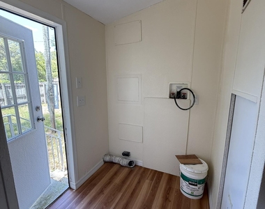 101 Nancy Drive - Photo Thumbnail 13