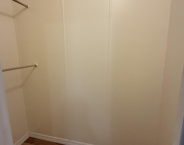 101 Nancy Drive - Photo Thumbnail 8