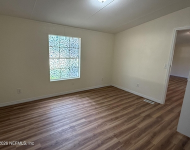 101 Nancy Drive - Photo Thumbnail 7