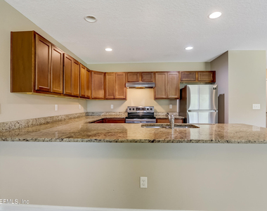 8151 Lanette Street - Photo Thumbnail 9