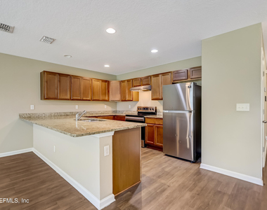 8151 Lanette Street - Photo Thumbnail 7
