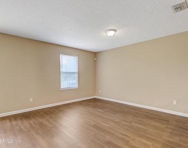 8151 Lanette Street - Photo Thumbnail 14