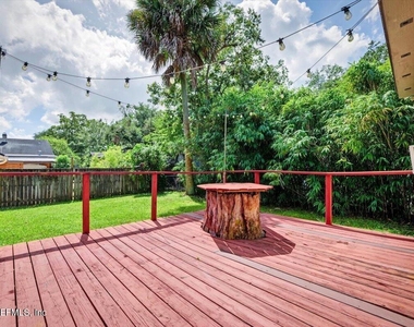 2886 Forbes Street - Photo Thumbnail 30